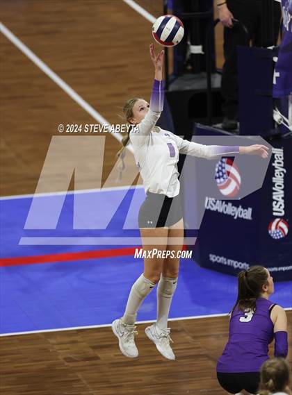 Thumbnail 1 in University vs. Lutheran (CHSAA 4A First Round Elimination Bracket) photogallery.
