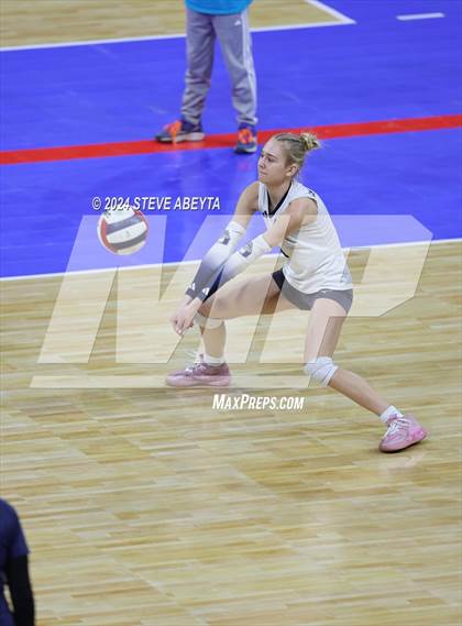 Thumbnail 1 in University vs. Lutheran (CHSAA 4A First Round Elimination Bracket) photogallery.