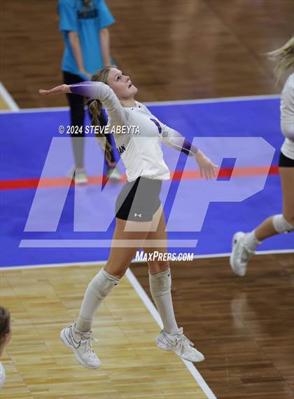 Thumbnail 2 in University vs. Lutheran (CHSAA 4A First Round Elimination Bracket) photogallery.