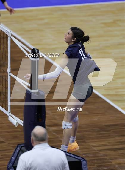 Thumbnail 3 in University vs. Lutheran (CHSAA 4A First Round Elimination Bracket) photogallery.