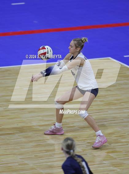 Thumbnail 2 in University vs. Lutheran (CHSAA 4A First Round Elimination Bracket) photogallery.