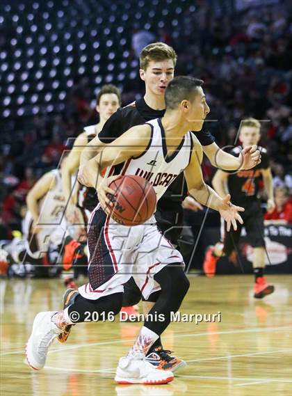 Thumbnail 2 in Ouray vs. Holly (CHSAA 1A Consolation) photogallery.