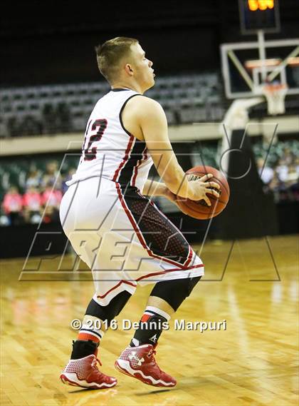 Thumbnail 2 in Ouray vs. Holly (CHSAA 1A Consolation) photogallery.