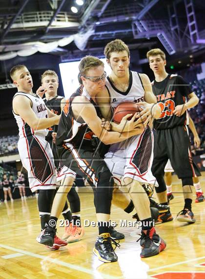 Thumbnail 2 in Ouray vs. Holly (CHSAA 1A Consolation) photogallery.