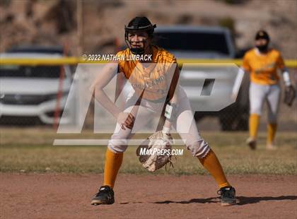 Thumbnail 1 in Belen @ Los Alamos photogallery.
