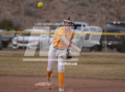 Thumbnail 1 in Belen @ Los Alamos photogallery.