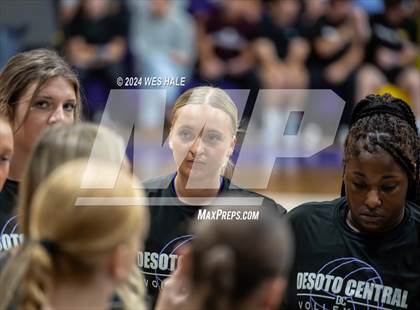 Thumbnail 3 in Center Hill @ DeSoto Central photogallery.