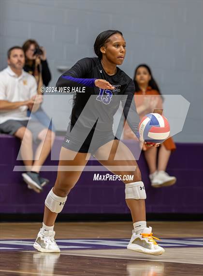 Thumbnail 3 in Center Hill @ DeSoto Central photogallery.