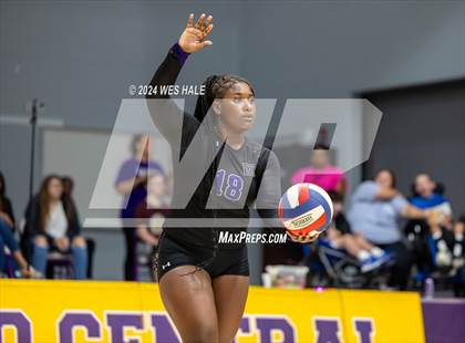 Thumbnail 3 in Center Hill @ DeSoto Central photogallery.
