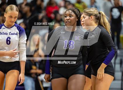 Thumbnail 3 in Center Hill @ DeSoto Central photogallery.