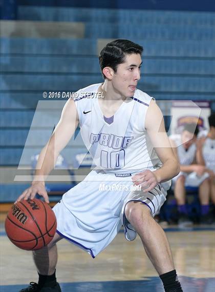Thumbnail 2 in McClatchy vs. Bradshaw Christian (St. Hope Elite Classic) photogallery.
