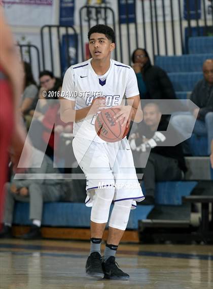 Thumbnail 2 in McClatchy vs. Bradshaw Christian (St. Hope Elite Classic) photogallery.