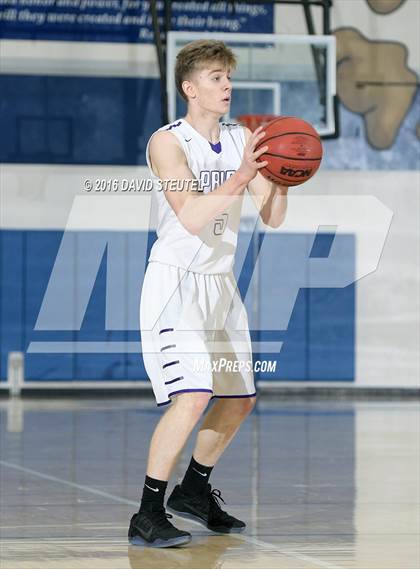 Thumbnail 3 in McClatchy vs. Bradshaw Christian (St. Hope Elite Classic) photogallery.