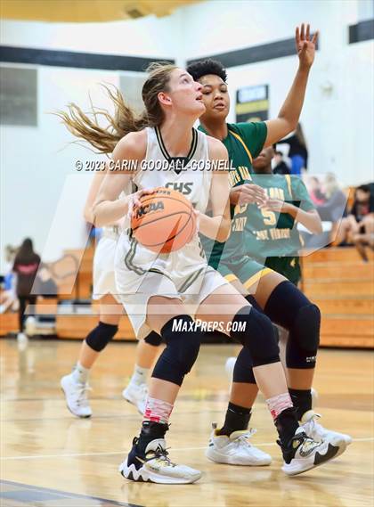 Thumbnail 3 in White Oak @ Croatan photogallery.