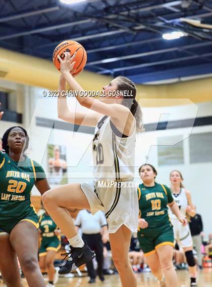 Thumbnail 2 in White Oak @ Croatan photogallery.