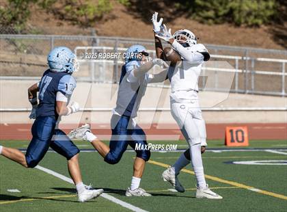 Thumbnail 1 in Camarillo @ Saugus photogallery.