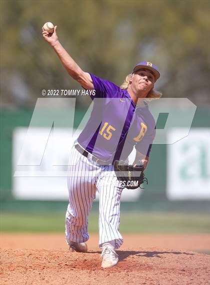 Thumbnail 1 in Captain Shreve @ Byrd photogallery.