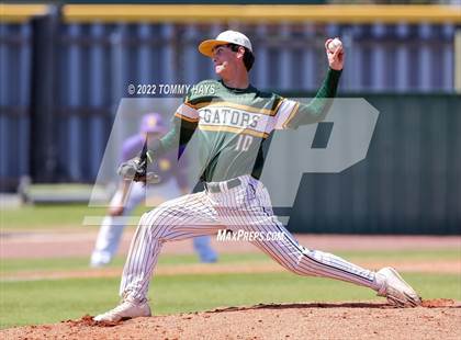 Thumbnail 2 in Captain Shreve @ Byrd photogallery.