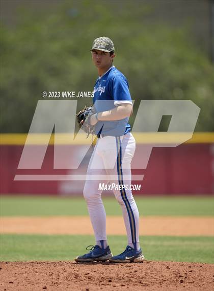 Thumbnail 2 in 44th Annual FACA North All-Stars vs West All-Stars photogallery.