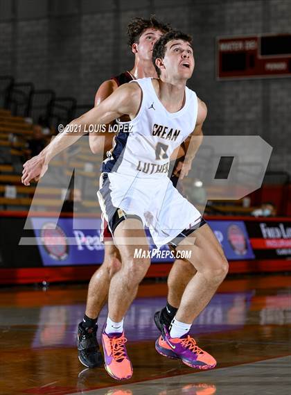 Thumbnail 2 in Crean Lutheran vs. JSerra Catholic (Mater Dei Extravaganza) photogallery.