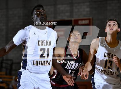Thumbnail 1 in Crean Lutheran vs. JSerra Catholic (Mater Dei Extravaganza) photogallery.