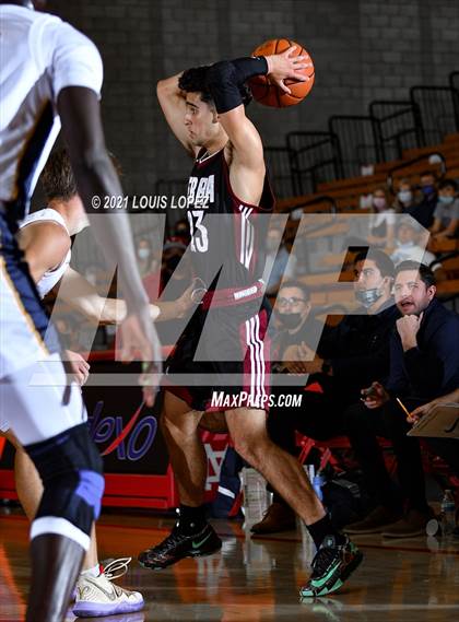 Thumbnail 2 in Crean Lutheran vs. JSerra Catholic (Mater Dei Extravaganza) photogallery.