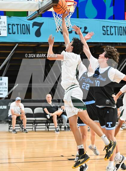 Thumbnail 2 in Sunnyslope vs. Timpview (Section 7) photogallery.