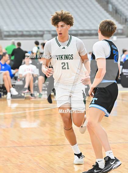 Thumbnail 3 in Sunnyslope vs. Timpview (Section 7) photogallery.