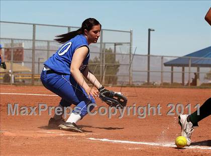 Thumbnail 1 in Pleasant Grove vs. Schurr (2011 Spring Jamboree) photogallery.