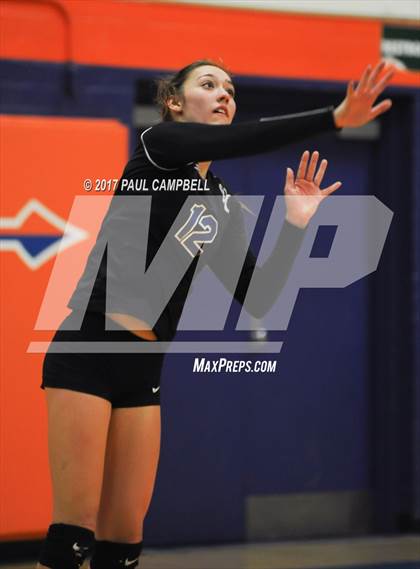 Thumbnail 2 in Snowflake vs Valley Christian (AIA 3A Quarterfinal) photogallery.