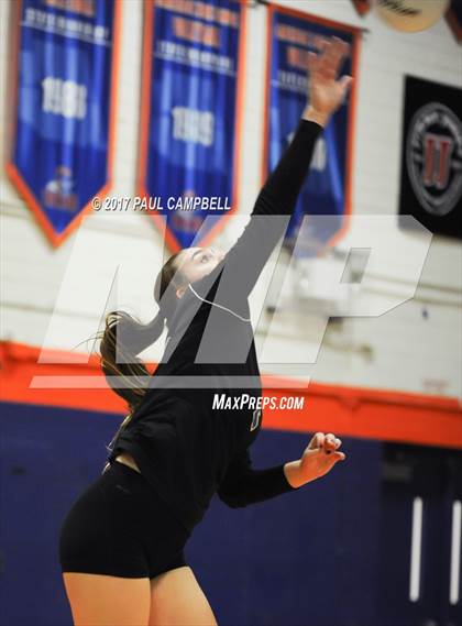 Thumbnail 2 in Snowflake vs Valley Christian (AIA 3A Quarterfinal) photogallery.
