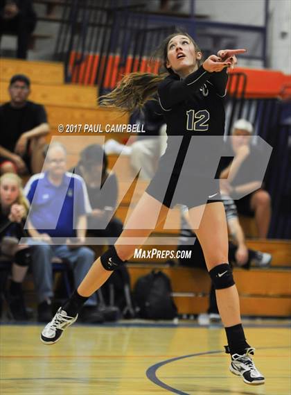 Thumbnail 3 in Snowflake vs Valley Christian (AIA 3A Quarterfinal) photogallery.
