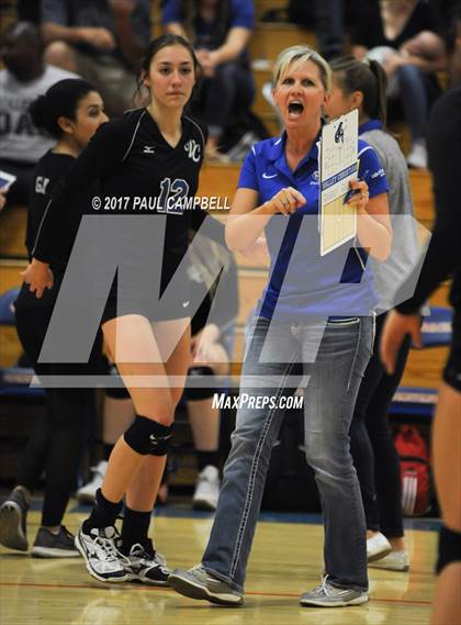 Thumbnail 1 in Snowflake vs Valley Christian (AIA 3A Quarterfinal) photogallery.