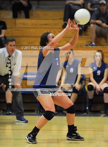 Thumbnail 2 in Snowflake vs Valley Christian (AIA 3A Quarterfinal) photogallery.