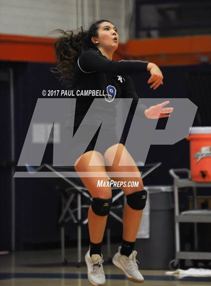 Thumbnail 3 in Snowflake vs Valley Christian (AIA 3A Quarterfinal) photogallery.