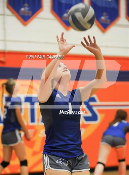 Thumbnail 1 in Snowflake vs Valley Christian (AIA 3A Quarterfinal) photogallery.
