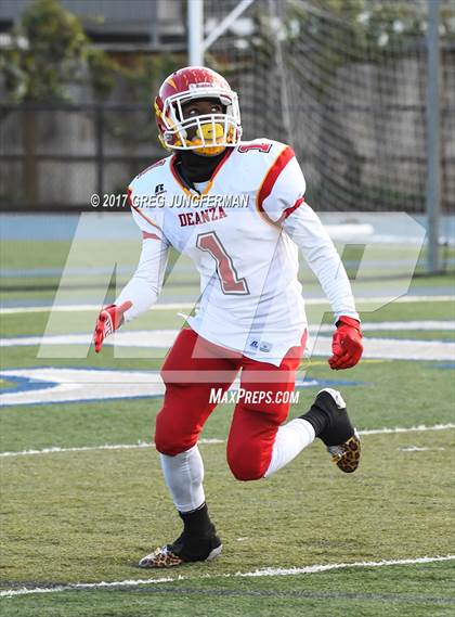 Thumbnail 3 in Marin Catholic vs. De Anza (CIF NCS D3 Playoffs) photogallery.