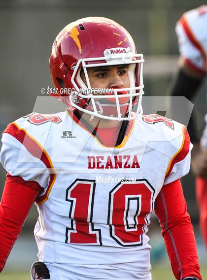 Thumbnail 3 in Marin Catholic vs. De Anza (CIF NCS D3 Playoffs) photogallery.