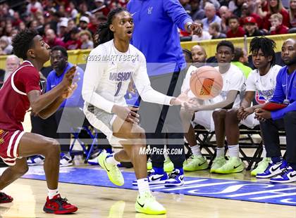 Thumbnail 2 in Benton vs Vashon (MSHSAA Class 4 Championship) photogallery.