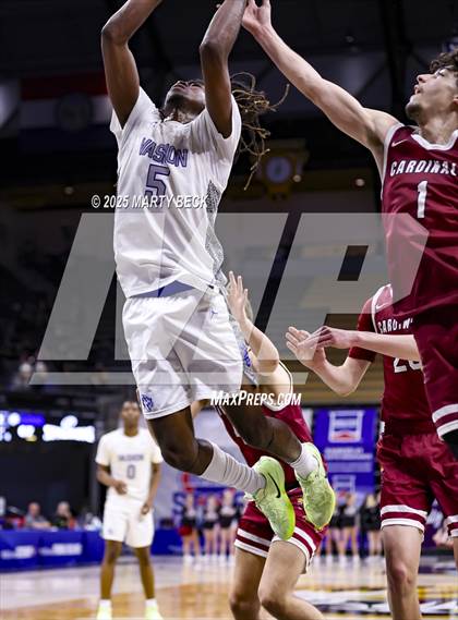 Thumbnail 2 in Benton vs Vashon (MSHSAA Class 4 Championship) photogallery.