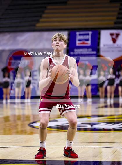 Thumbnail 2 in Benton vs Vashon (MSHSAA Class 4 Championship) photogallery.