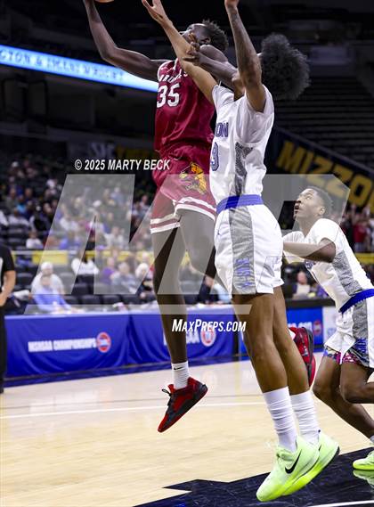Thumbnail 2 in Benton vs Vashon (MSHSAA Class 4 Championship) photogallery.