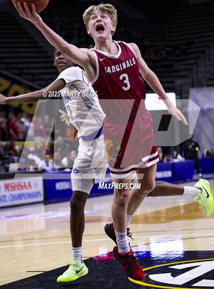 Thumbnail 1 in Benton vs Vashon (MSHSAA Class 4 Championship) photogallery.