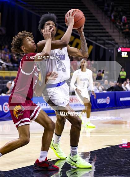 Thumbnail 3 in Benton vs Vashon (MSHSAA Class 4 Championship) photogallery.
