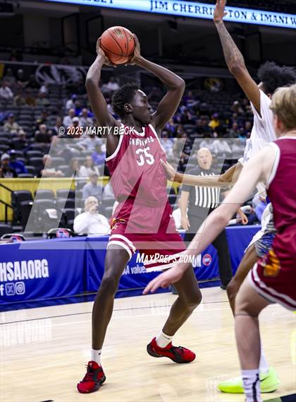 Thumbnail 1 in Benton vs Vashon (MSHSAA Class 4 Championship) photogallery.