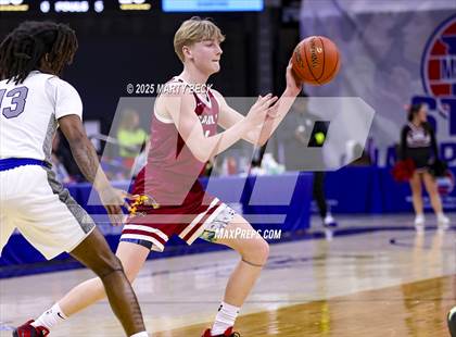 Thumbnail 1 in Benton vs Vashon (MSHSAA Class 4 Championship) photogallery.