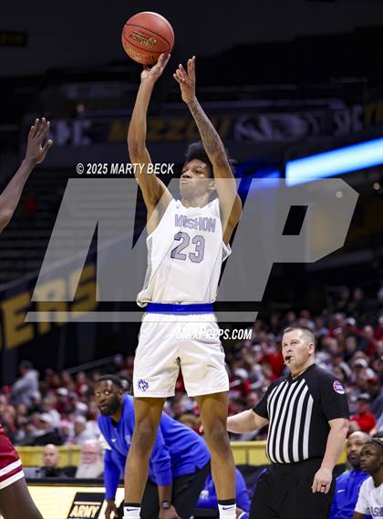Thumbnail 3 in Benton vs Vashon (MSHSAA Class 4 Championship) photogallery.
