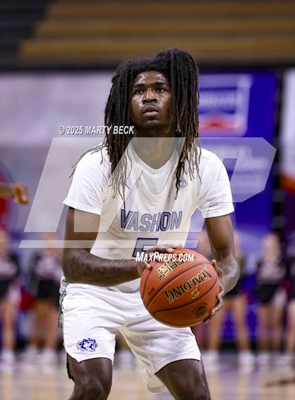 Thumbnail 3 in Benton vs Vashon (MSHSAA Class 4 Championship) photogallery.