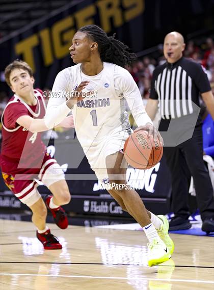 Thumbnail 3 in Benton vs Vashon (MSHSAA Class 4 Championship) photogallery.