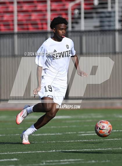 Thumbnail 3 in Servite vs. Bellarmine College Prep (SoCal College Showcase) photogallery.